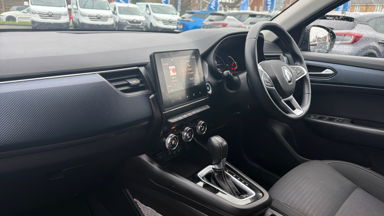 Renault Arkana 1.6 E-TECH Hybrid 145 Iconic 5dr Auto Hybrid Estate